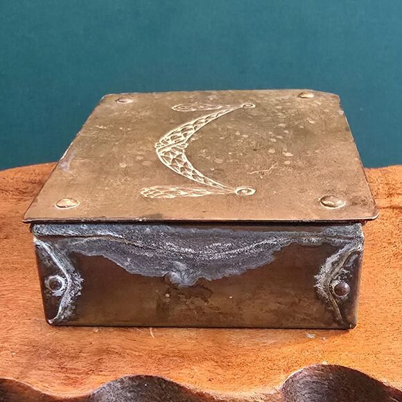 Antique German Brass Stamp Box Marked Ges Gesch 3.25"x2.5"x1" - Picture 5 of 8